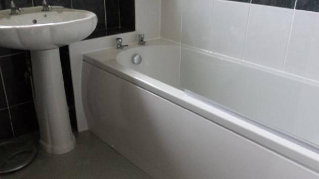 Basins & Bath Tubs